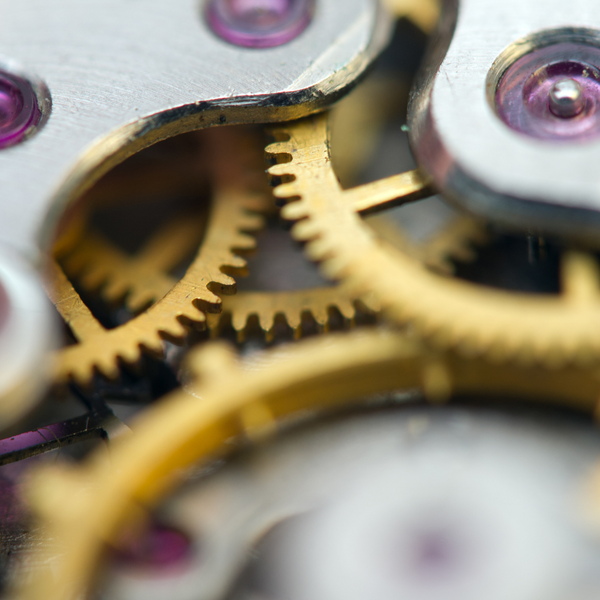 Mechanical vs. Battery Operated (Quartz) Watch Movements